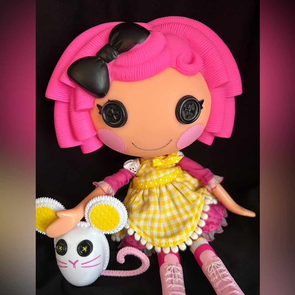 Lalaloopsy Doll 11” 
Crumb Sugar Cookie with mouse. 
New condition